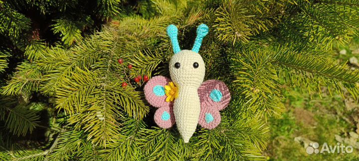 Вязанные игрушки единорог, пчелка, собачка