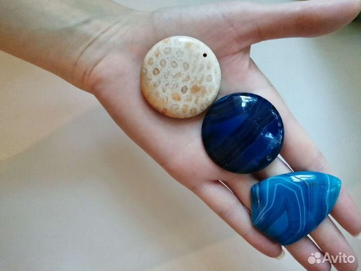 Натуральные камни, бусины, кулоны