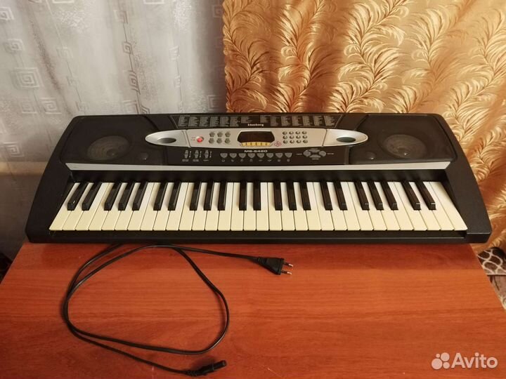 Синтезатор