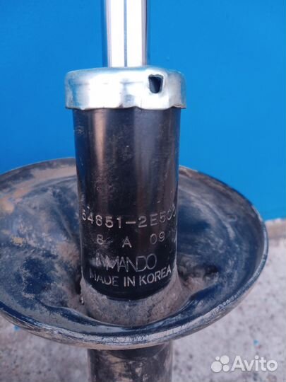 Передние стойки hyundai tucson 1