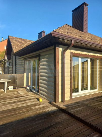 Коттедж 250 м² на участке 15 сот.