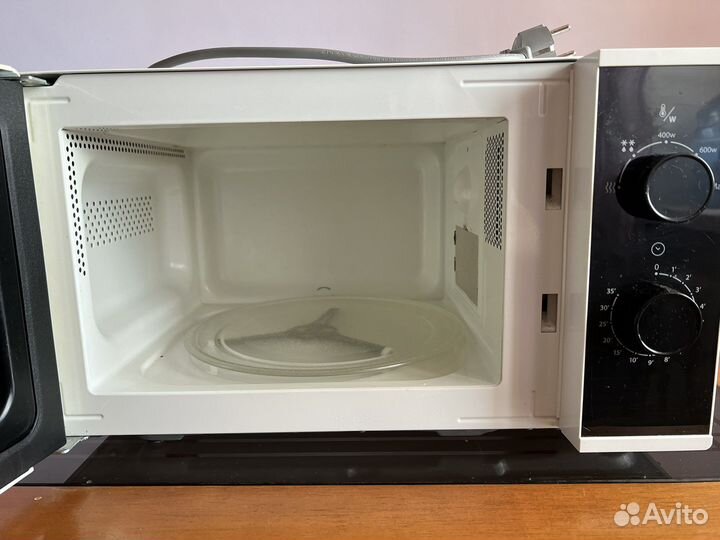 Микроволновая печь hotpoint ariston