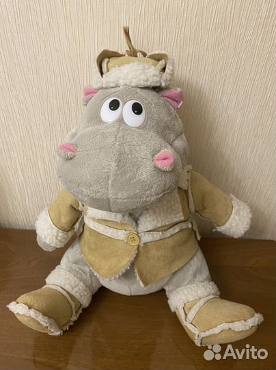 Мягкая игрушка исполняющая песню «Метелица»