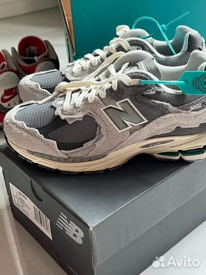 New Balance 2002r refined future Оригинал