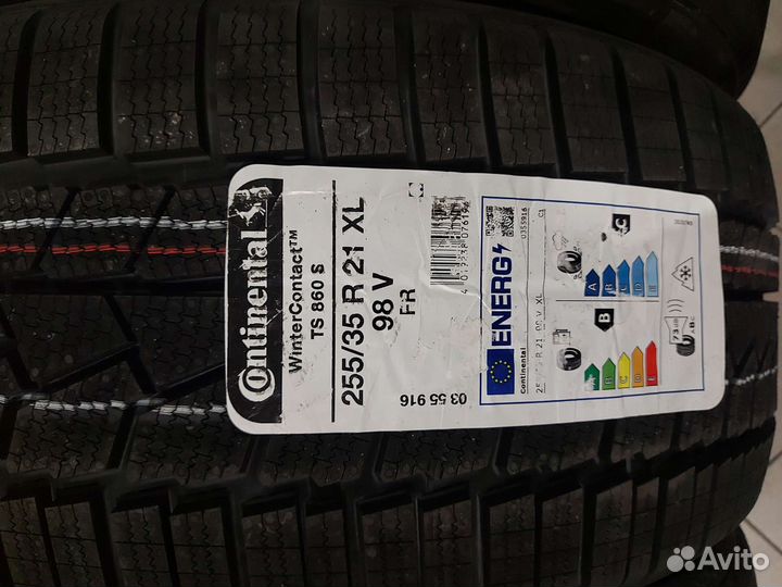 Continental ContiWinterContact TS 860S 255/35 R21 и 285/30 R21