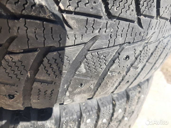 Laufenn I Fit Ice LW 71 205/70 R15