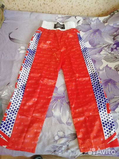 Брюки, шлем, защита паха для кикбоксинга