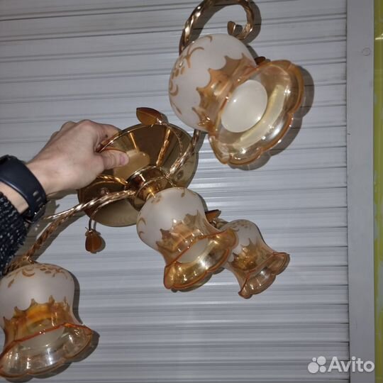 Люстра потолочная
