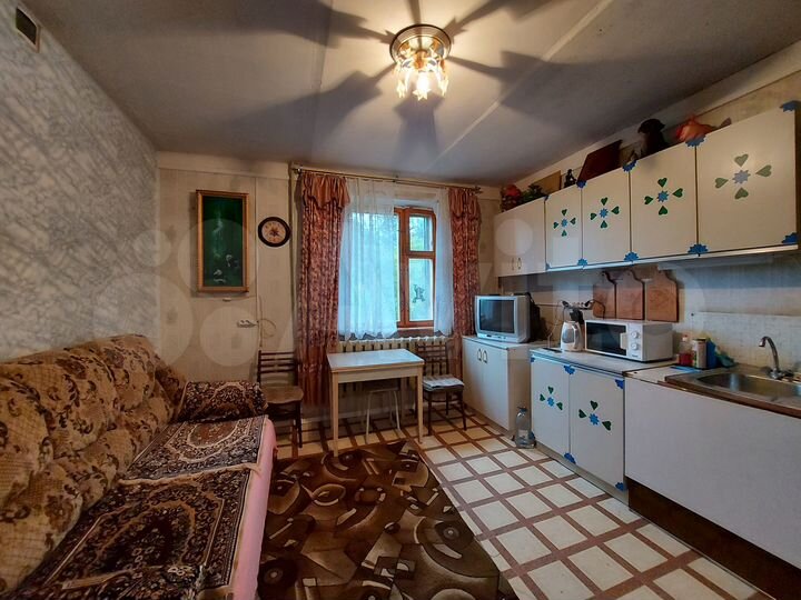 Дом 340 м² на участке 11 сот.