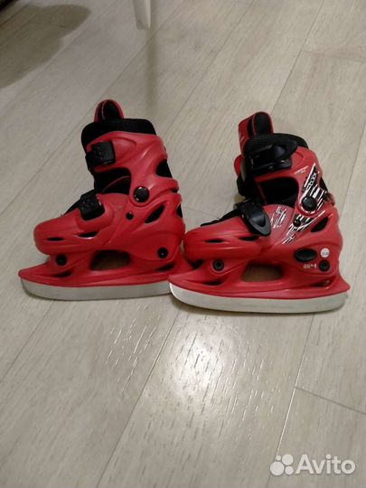 Коньки хоккейные