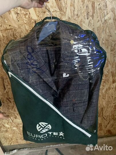 Костюм тройка на мальчика