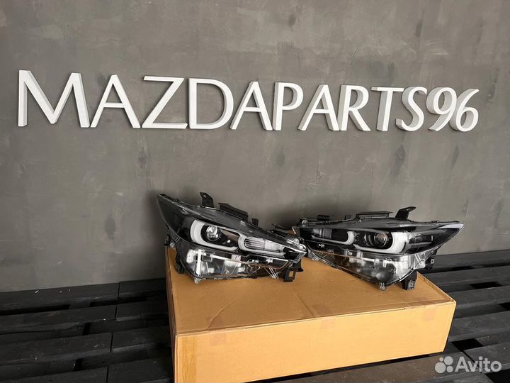 Фара левая правая Мазда сх5 сх-5 2022- оригинал