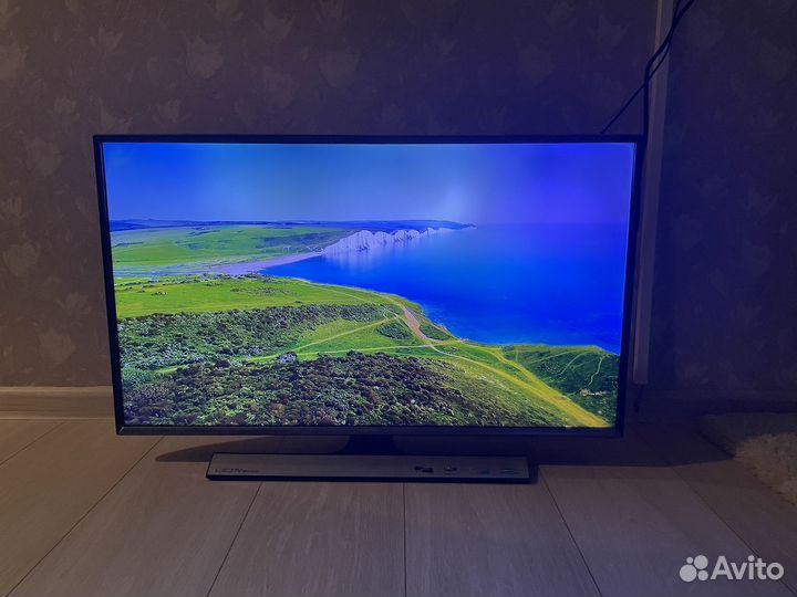 Телевизор samsung T32E310
