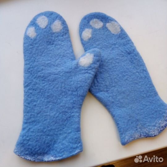 Войлочные варежки на весну