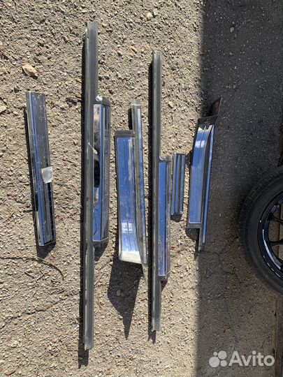 Хромированные накладки на пороги mercedes w220