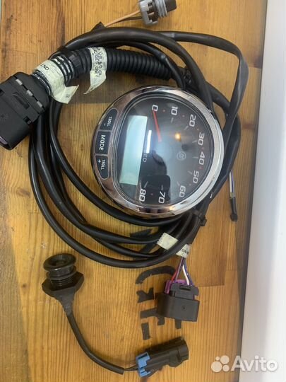 Спидометр mercury sc1000 8M6005761