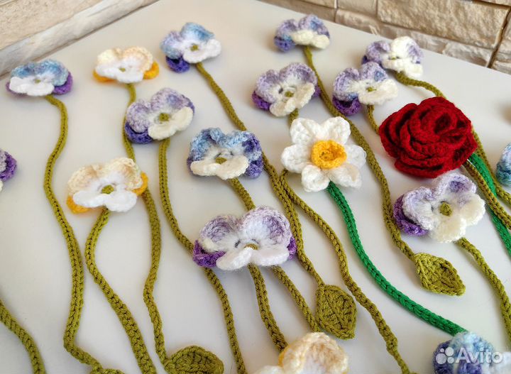 Закладки для книг вязаные / ручная работа