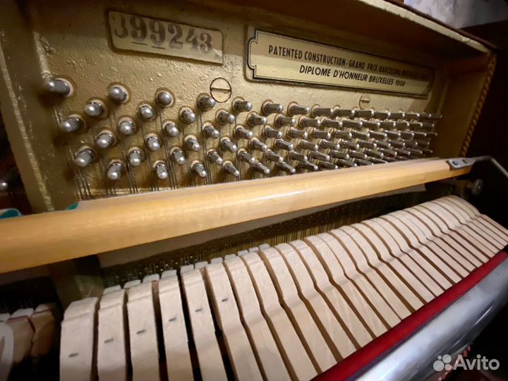 Пианино Petrof