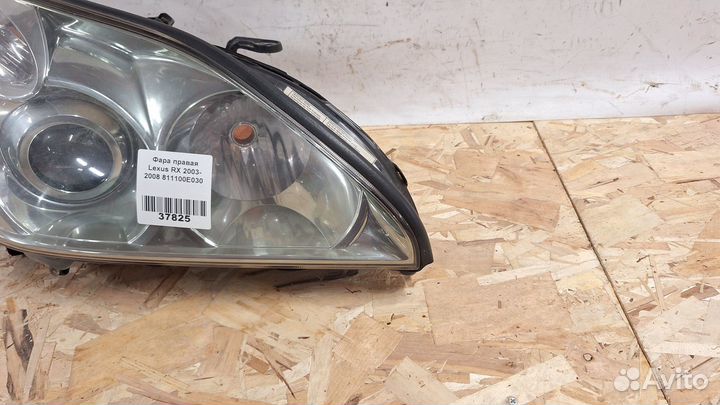 Фара правая Lexus RX 2003-2008 811100E030