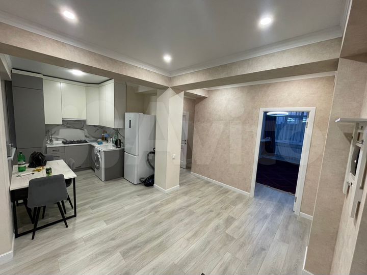 2-к. квартира, 69 м², 6/9 эт.