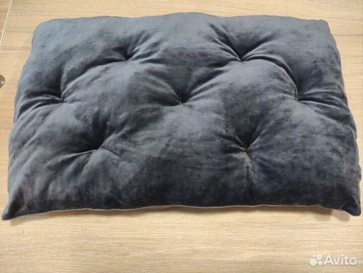 Лежанка для собак и кошек