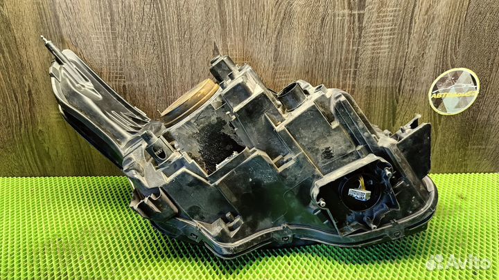 Фара левая Land Rover Range Rover Vogue 4 13-17