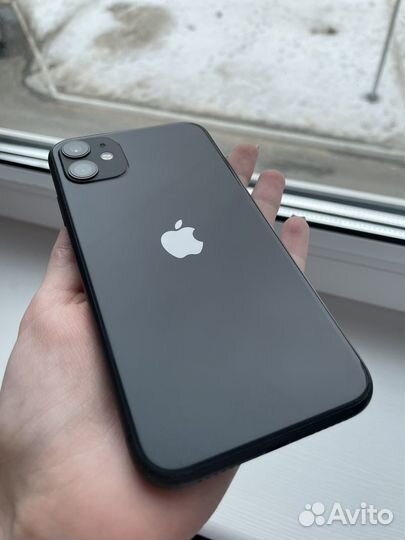iPhone 11, 64 ГБ
