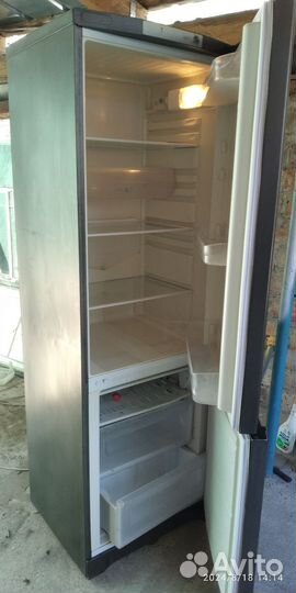 Холодильник Аристон