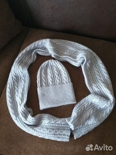 Шапка женская с шарфом