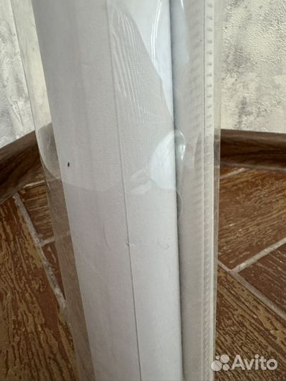 Экран для проектора рулонный