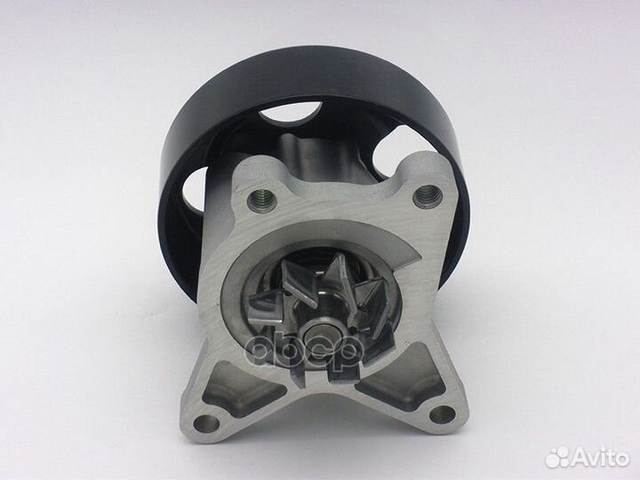 Помпа водяная nissan qashqai 2 0 gwn-90a GMB