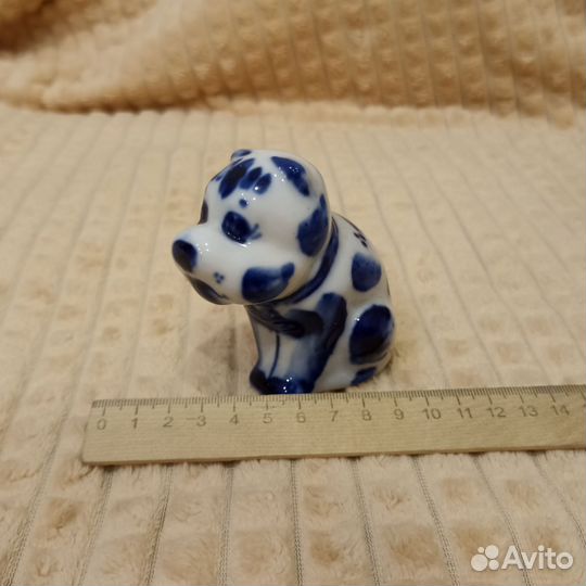 Фигурка и шкатулка гжель