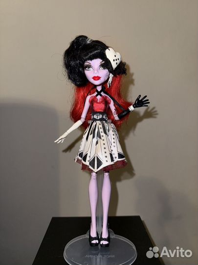 Кукла монстер хай