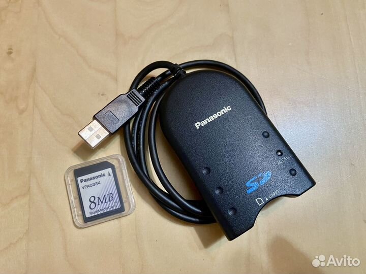 Карта памяти Panasonic 8MB + card-reader japan