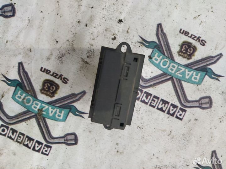 Резистор отопителя Peugeot 406