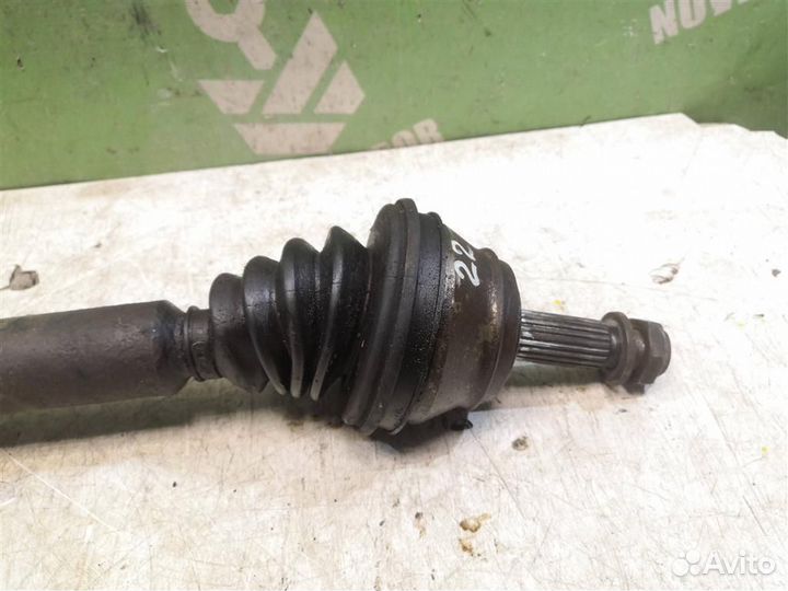 Полуось передняя правая Фольксваген Пассат Б3