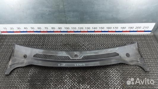 Накладка декоративная (жабо, дождевик) land rover