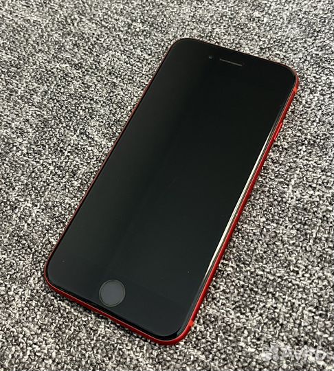 iPhone SE, 64 ГБ