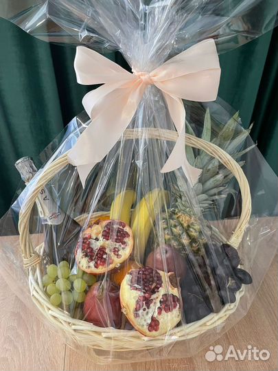 Фруктовая корзина подарок