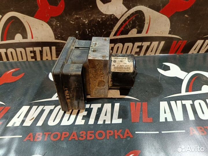 Блок ABS Volkswagen Jetta/Bora седан AVH 2002