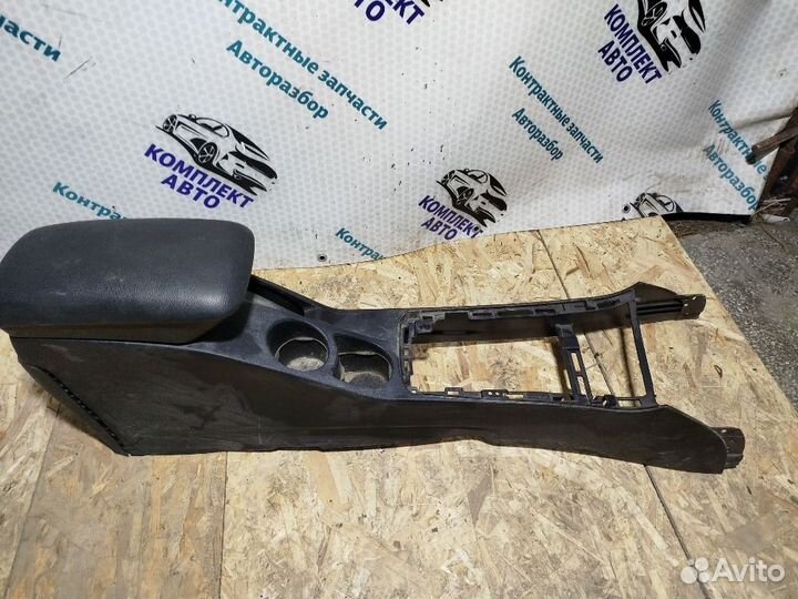 Подлокотник Kia Ceed ED