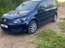 Volkswagen Touran 1.4 AMT, 2012, 200 000 км, с пробегом, цена 1 200 000 руб.