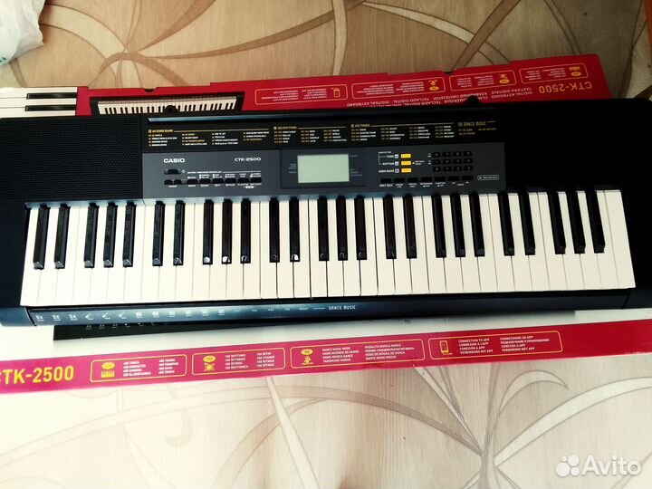 Продам синтезатор Casio стк-2500
