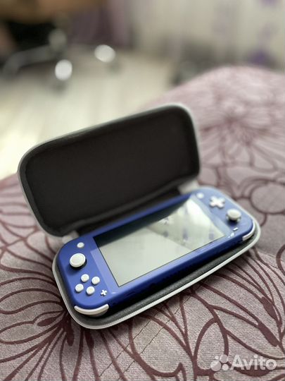 Nintendo switch lite 32 gb