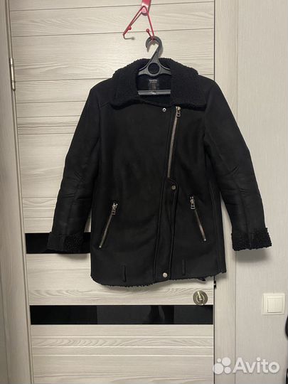 Дубленка женская 44 размер Bershka
