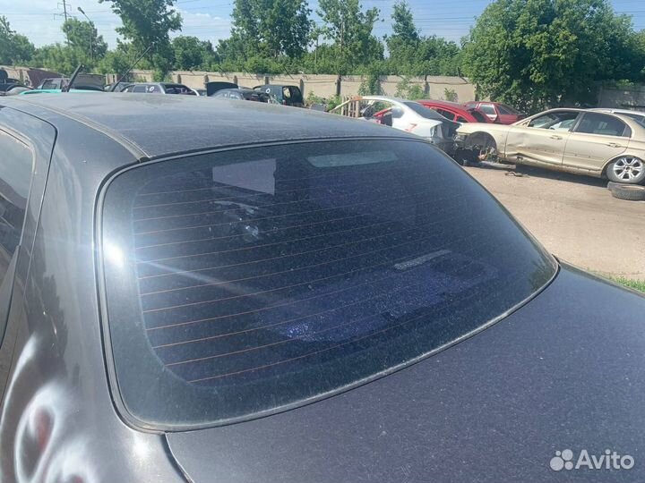 Заднее стекло с обогревом Fiat Albea 2002-2005