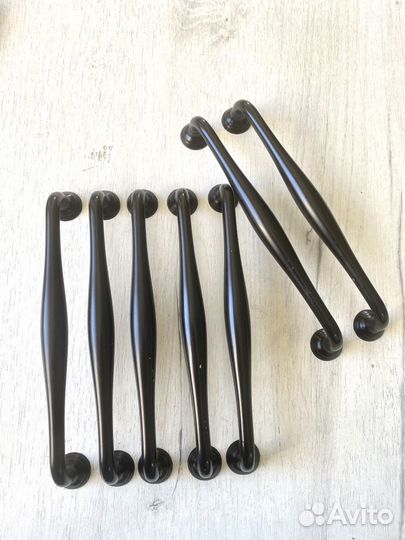 Мебельные ручки