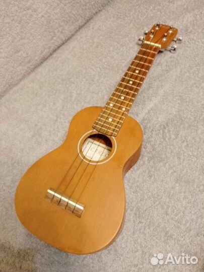 Укулеле Carlos