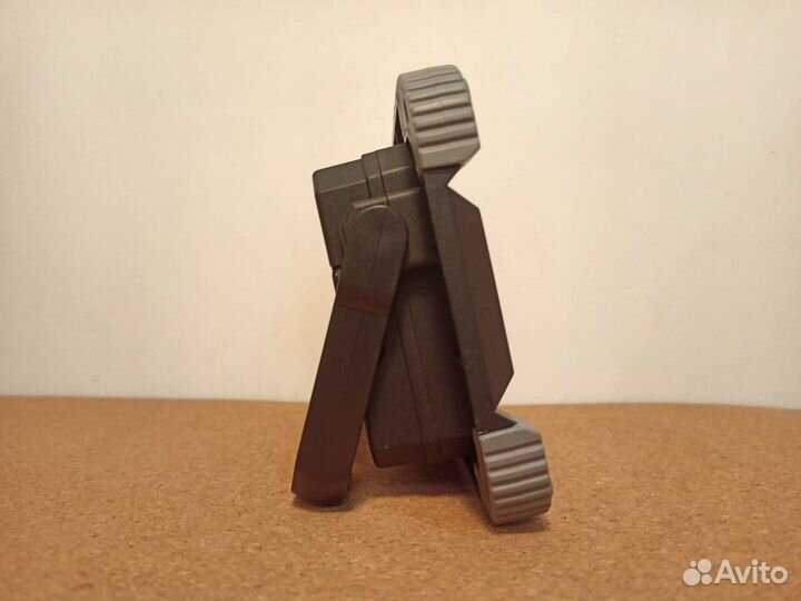 Аккумуляторный прожектор