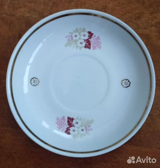 Блюдце фарфоровое Вербилки